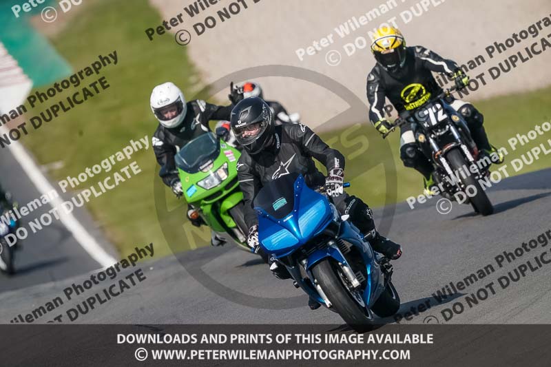 donington no limits trackday;donington park photographs;donington trackday photographs;no limits trackdays;peter wileman photography;trackday digital images;trackday photos
